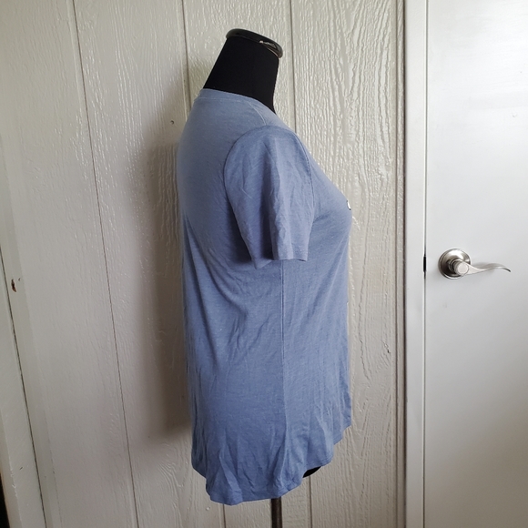 Disney Minnie Mouse Tshirt - Picture 5 of 9